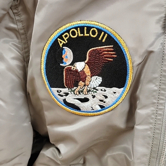 Alpha industries NASA bomber jacket - Picture 4 of 9